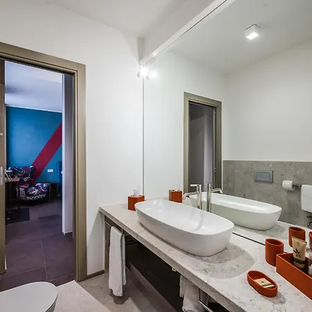 Clodia Deluxe Apartment *