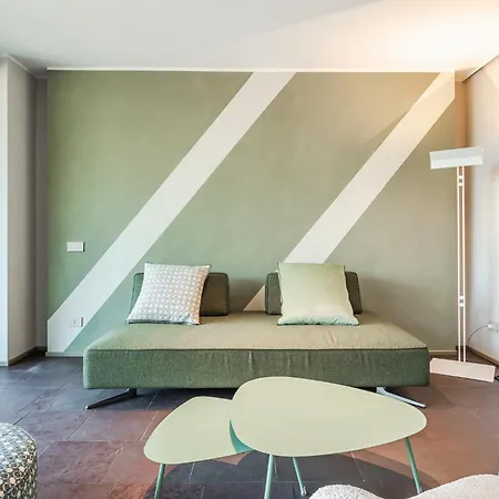 Clodia Deluxe * Medesano